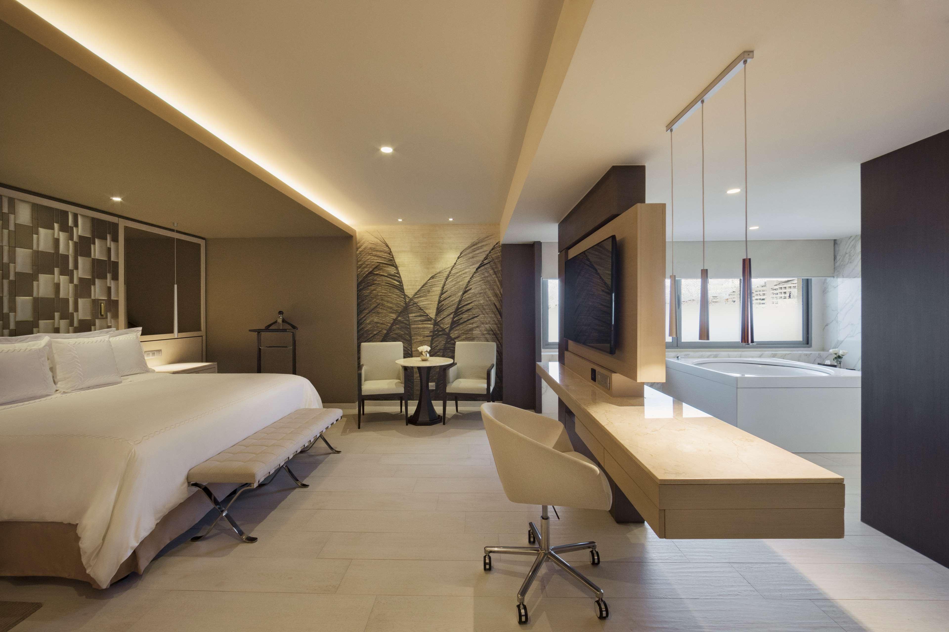 El Embajador, A Royal Hideaway Hotel Santo Domingo Exteriér fotografie Deluxe Suite