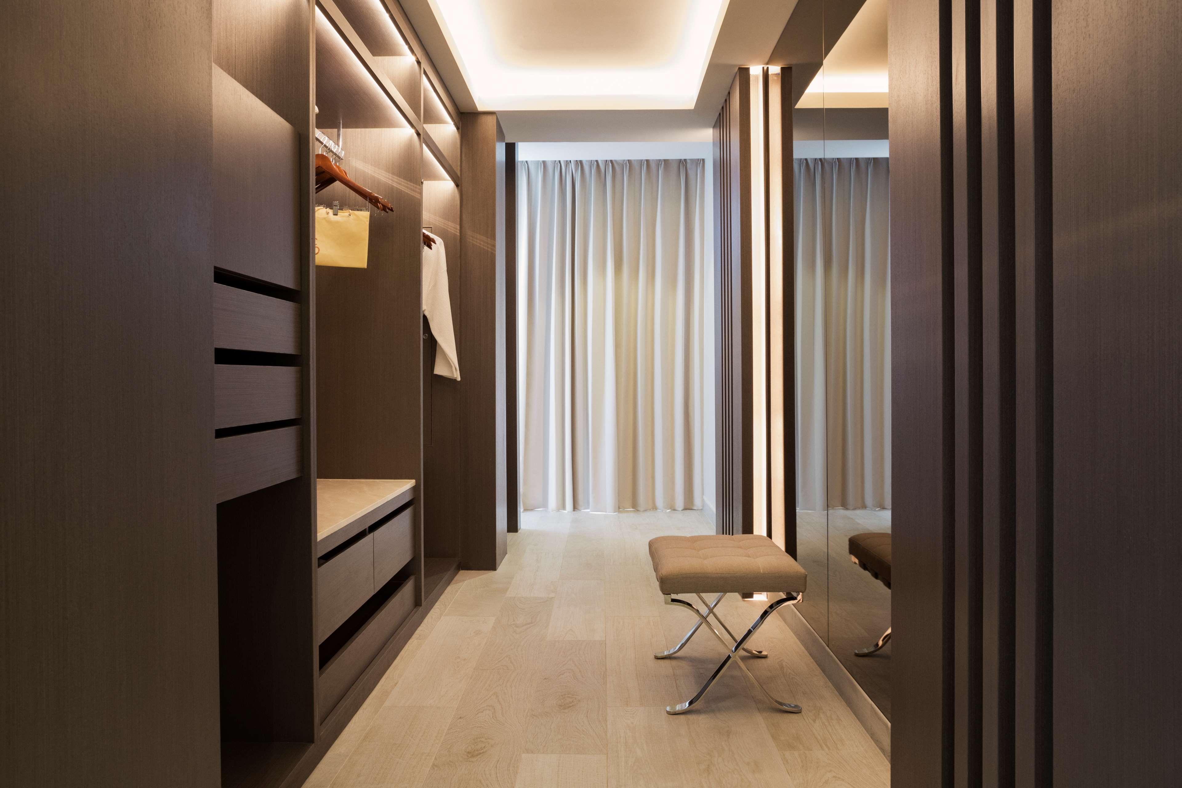 El Embajador, A Royal Hideaway Hotel Santo Domingo Exteriér fotografie A walk-in closet