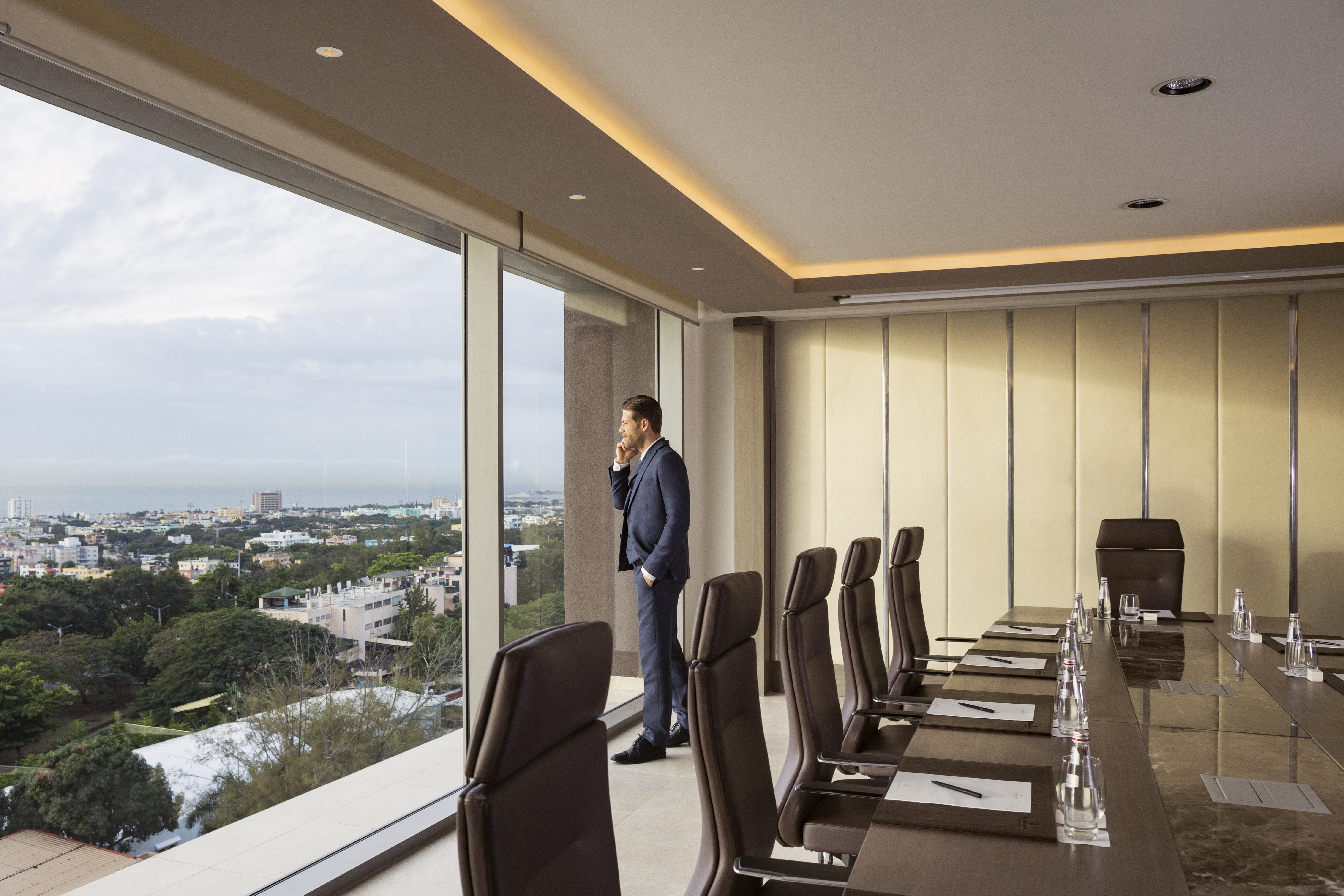 El Embajador, A Royal Hideaway Hotel Santo Domingo Exteriér fotografie Boardroom